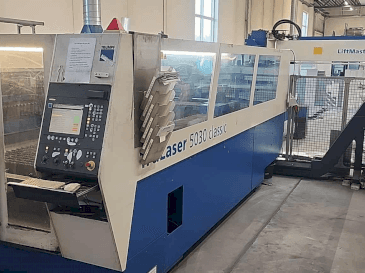 TRUMPF TruLaser 5030 classic Mašinos vaizdas iš priekio