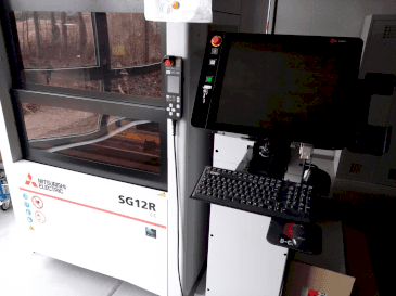 Mitsubishi Electric SG12M Mašinos vaizdas iš priekio