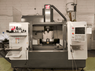 HAAS VF-4SS Mašinos vaizdas iš priekio