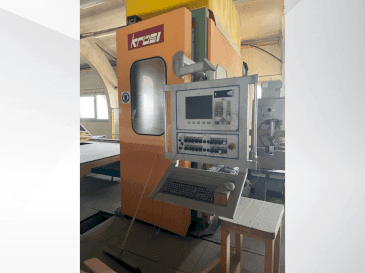 KRÜSI KM-95 G1 Mašinos vaizdas iš priekio