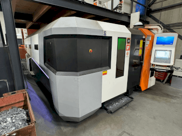 ERMAKSAN Fibermak Momentum Gen-3 4,0,kW Mašinos vaizdas iš priekio