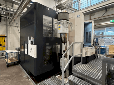 Makino a81 Mašinos vaizdas iš priekio