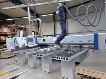 HOLZMA HPP 380 Mašinos vaizdas iš priekio
