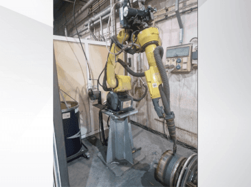 FANUC ARC Mate 100iC Mašinos vaizdas iš priekio