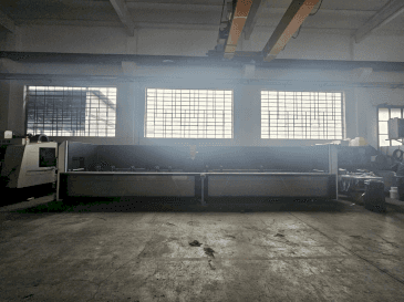 Emmegi COMET X6 Mašinos vaizdas iš priekio