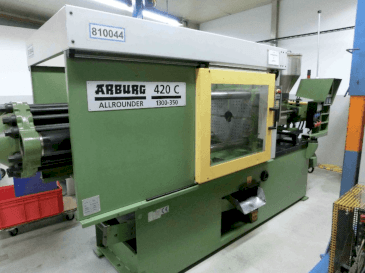 Arburg Allrounder 420C 1300-350 Mašinos vaizdas iš priekio
