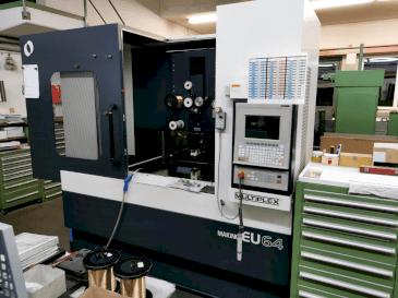 Makino EU64 Mašinos vaizdas iš priekio
