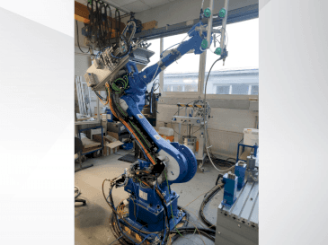 Yaskawa 6VX88 Mašinos vaizdas iš priekio