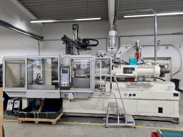 Krauss Maffei 300-1900 C1 Mašinos vaizdas iš priekio