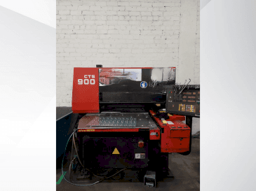 AMADA CTS-900 Mašinos vaizdas iš priekio