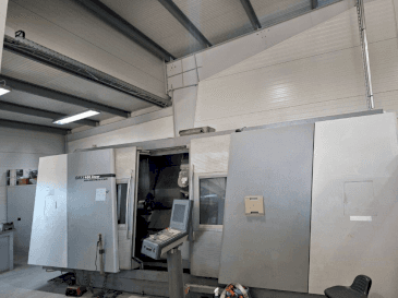 DMG Gildemeister GMX 400 linear Mašinos vaizdas iš priekio