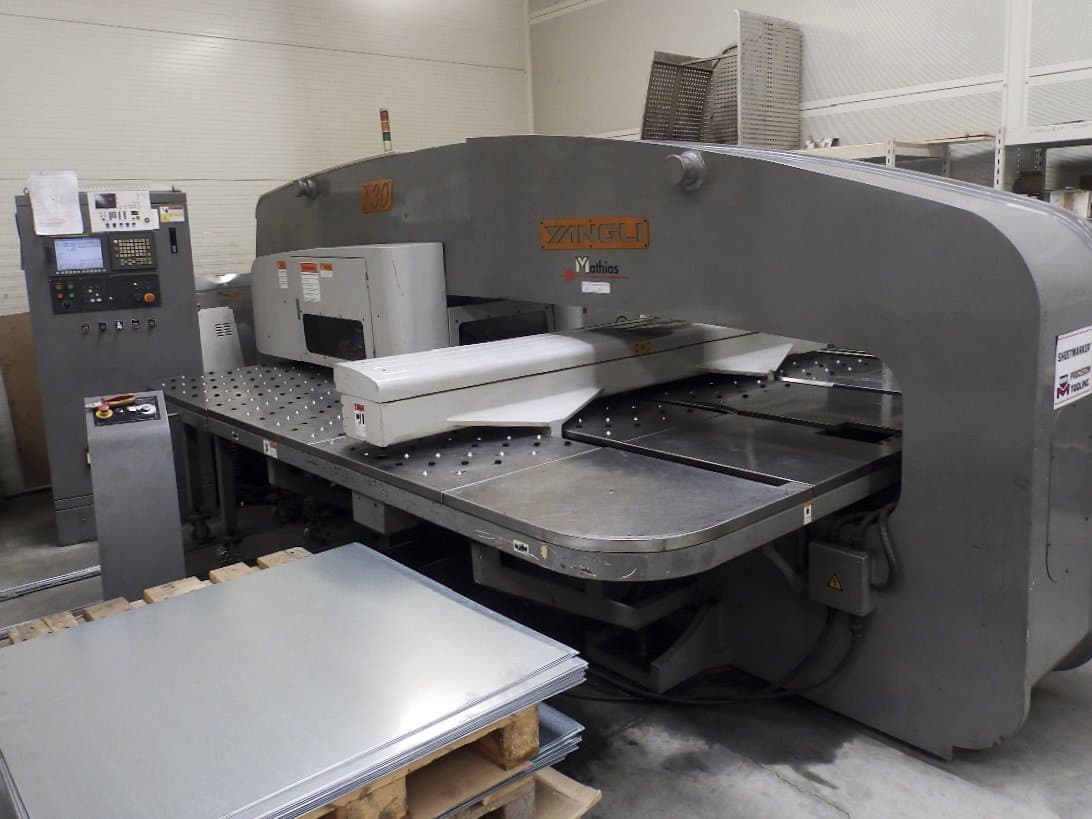 Yangli T30 Mašinos kairės pusės vaizdas