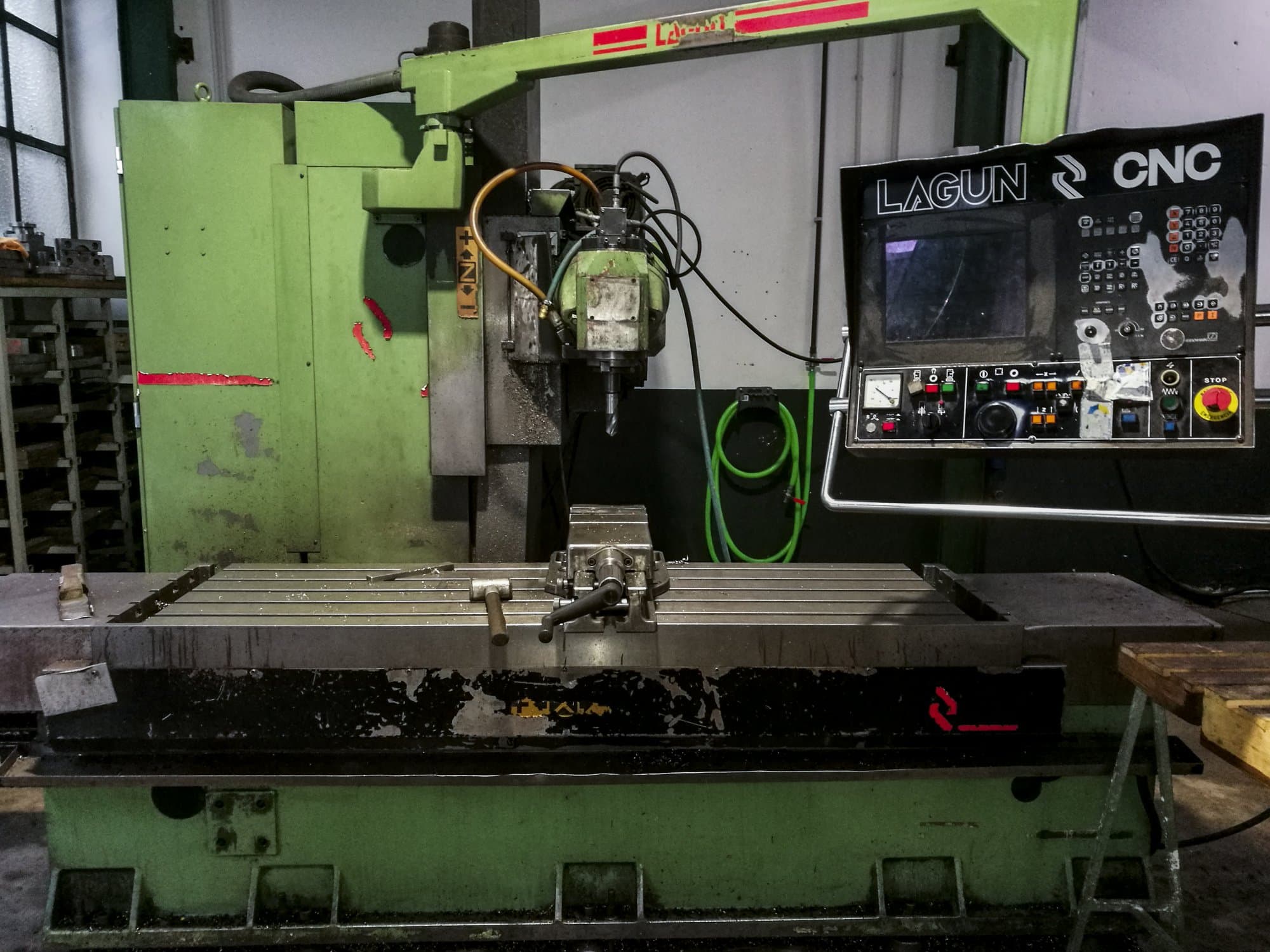 Lagun FBF 1800 Mašinos vaizdas iš priekio