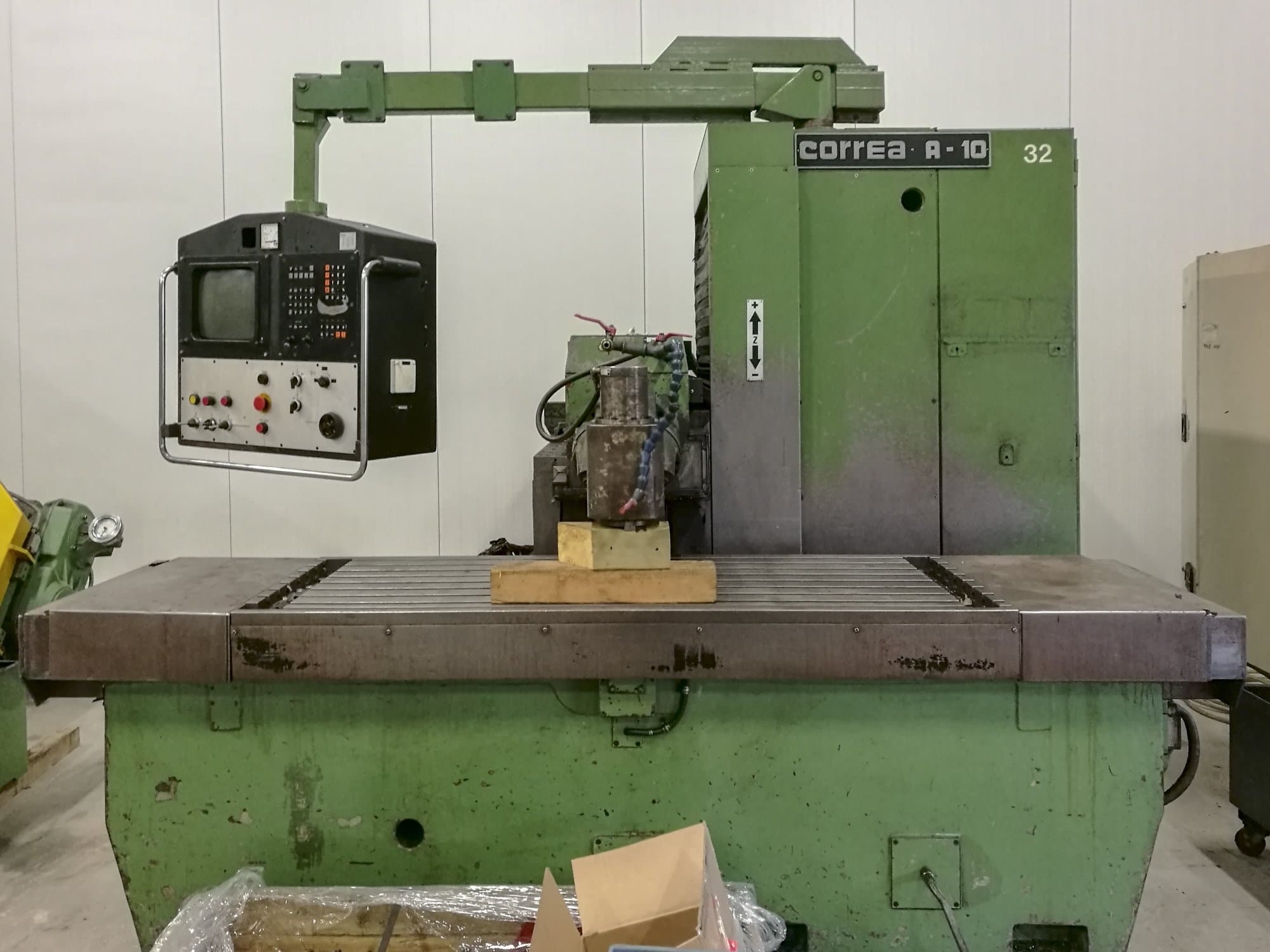 Correa A-10 Mašinos vaizdas iš priekio