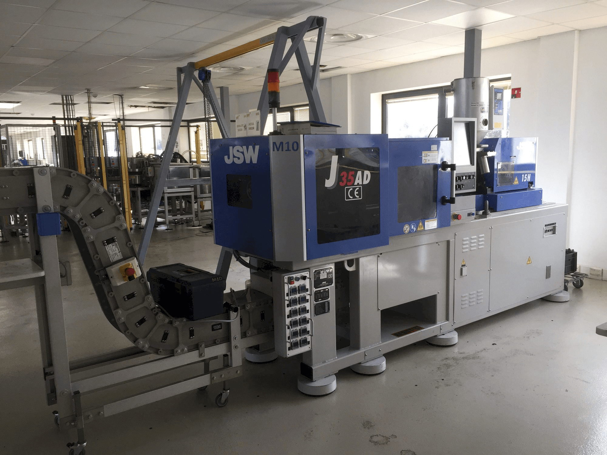 JSW J 35 AD 15 H Mašinos vaizdas iš priekio