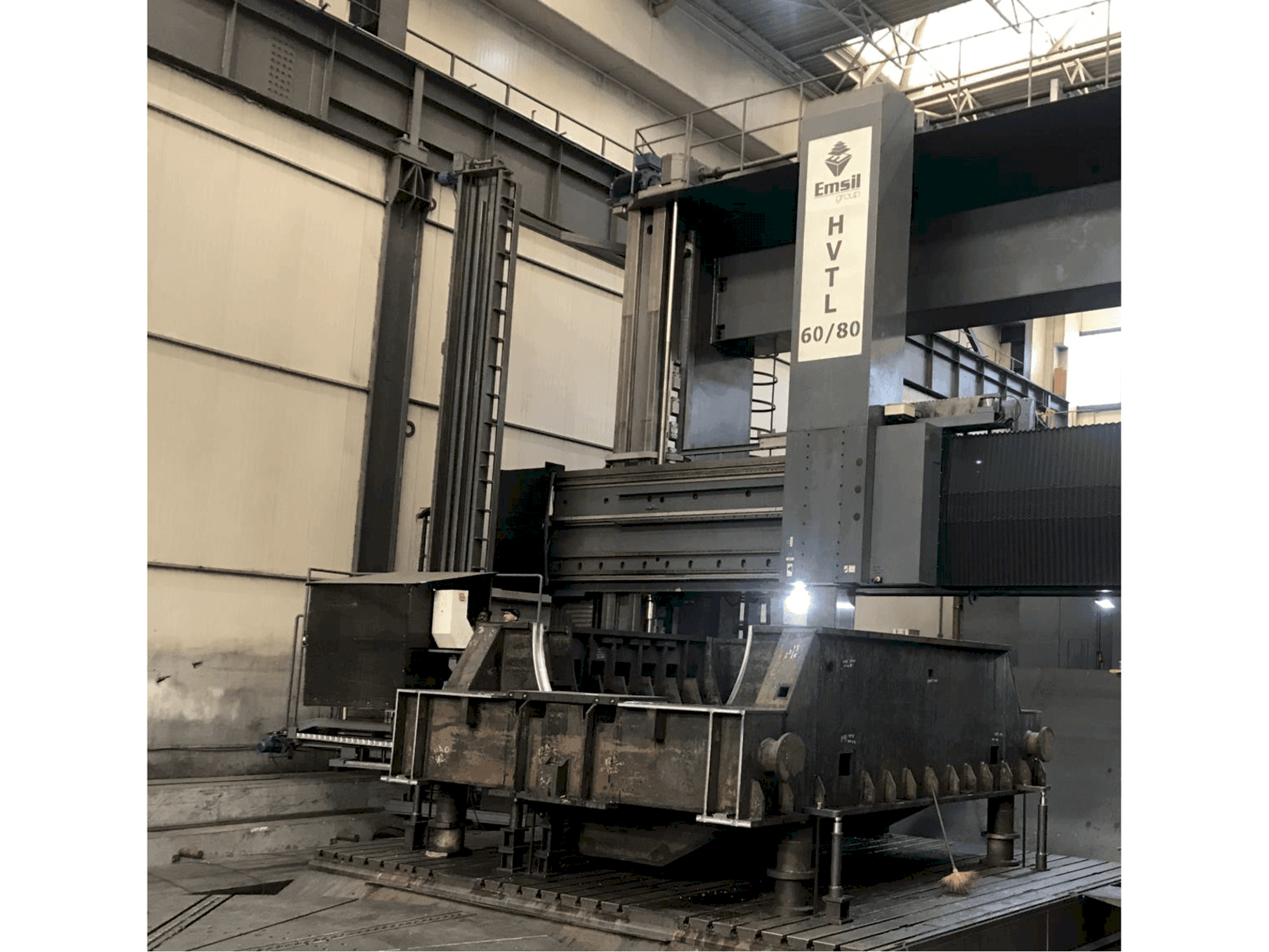 Emsil HVTL 60/80 Mašinos vaizdas iš priekio