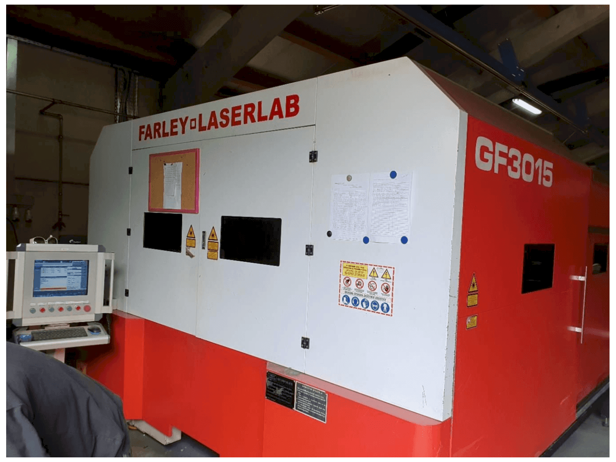Farley Laserlab Ht Gf 3015 Fiber Mašinos vaizdas iš priekio