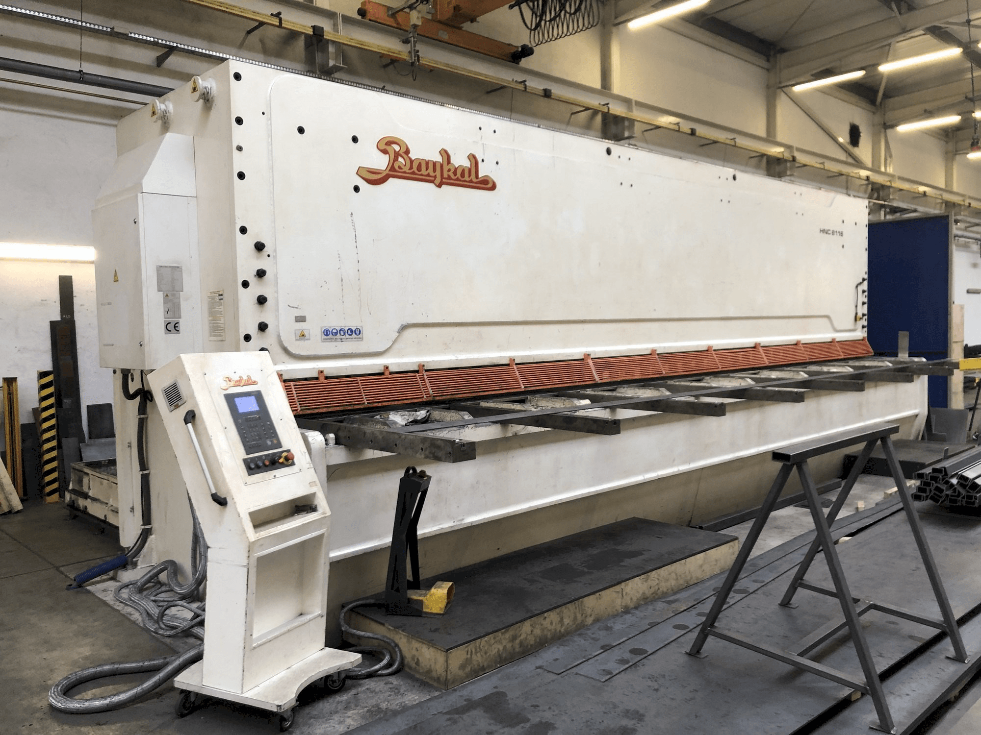 Baykal HNC 8116 Mašinos vaizdas iš priekio