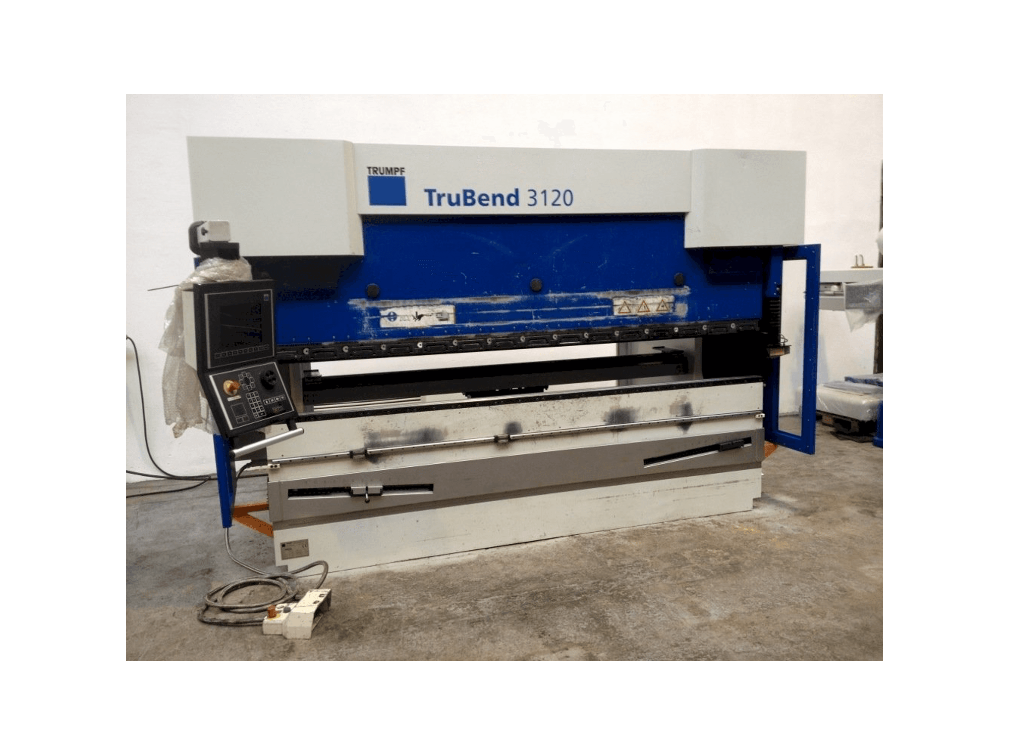 Trumpf TruBend 3120 Mašinos vaizdas iš priekio