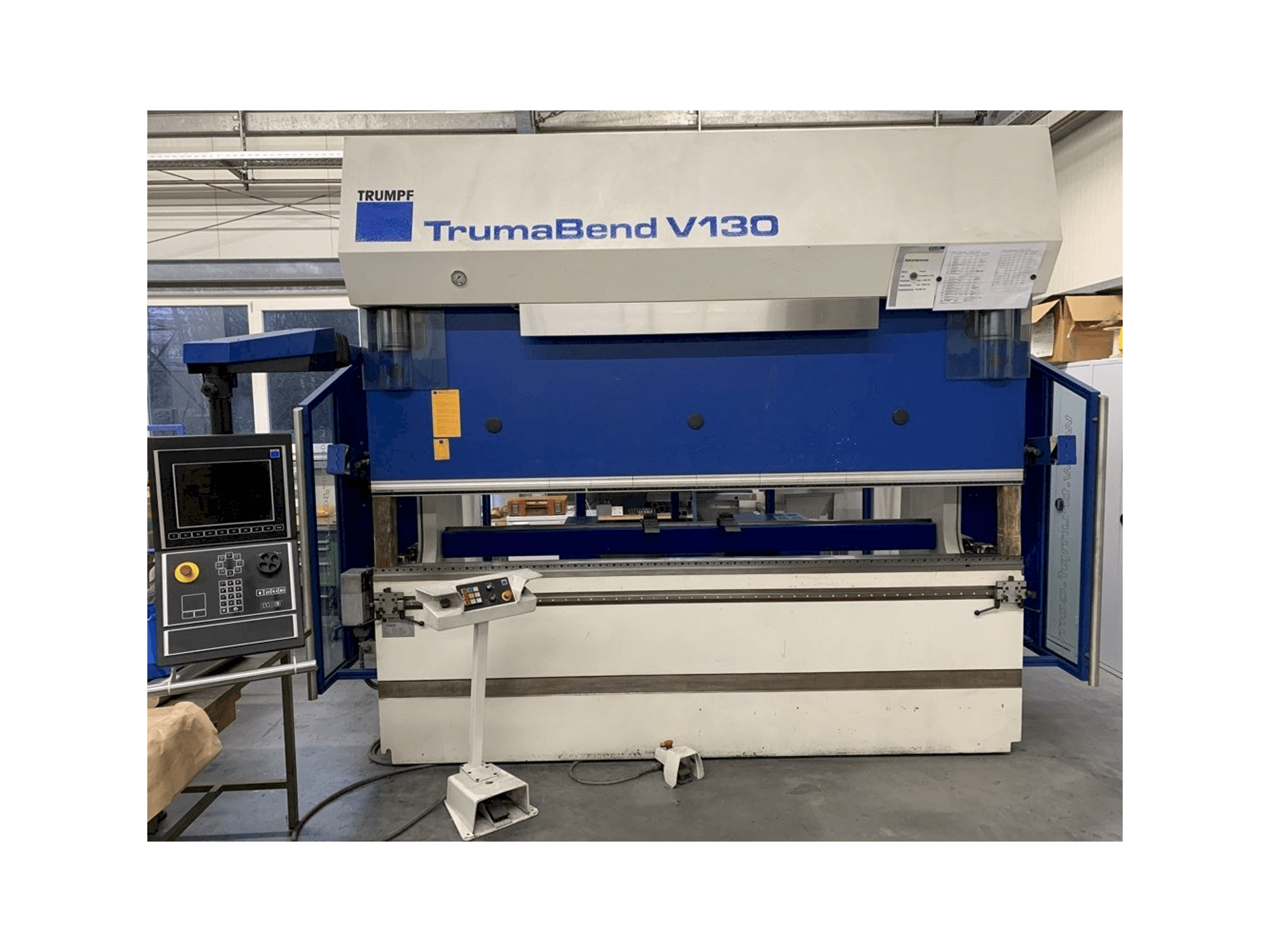 Trumpf TrumaBend V130X Mašinos vaizdas iš priekio