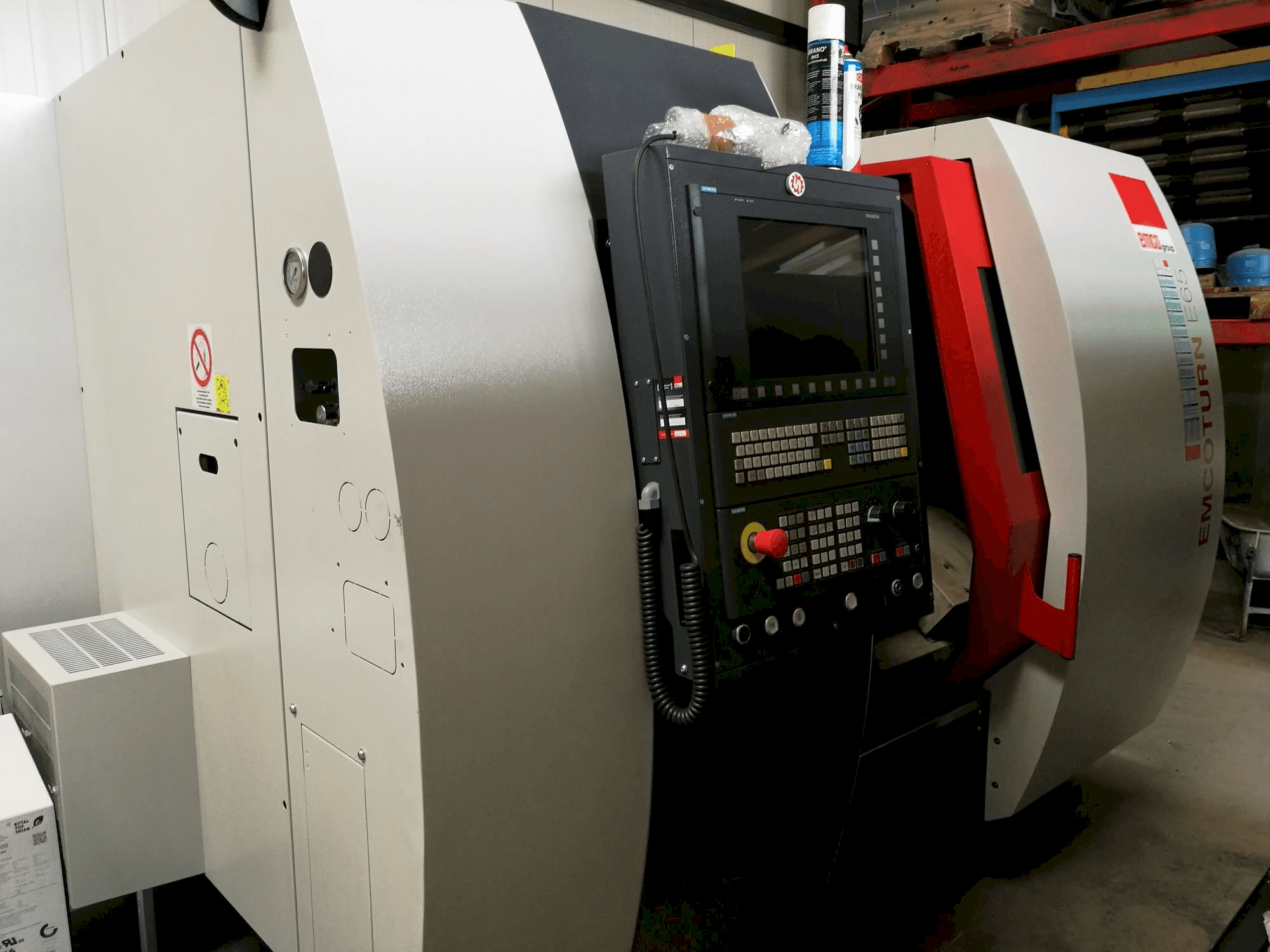 EMCO Emcoturn E65 Mašinos vaizdas iš priekio