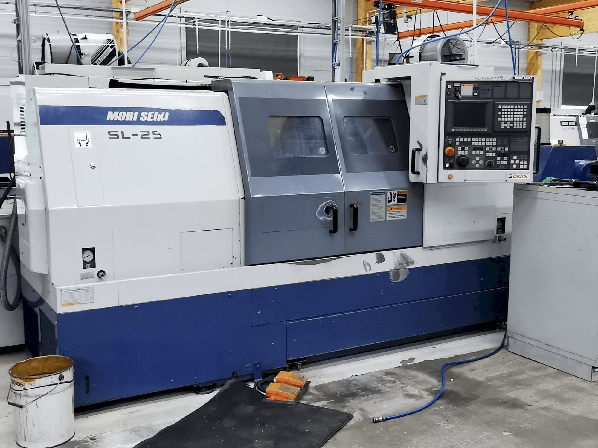 MORI SEIKI SL-250 BMY Mašinos vaizdas iš priekio