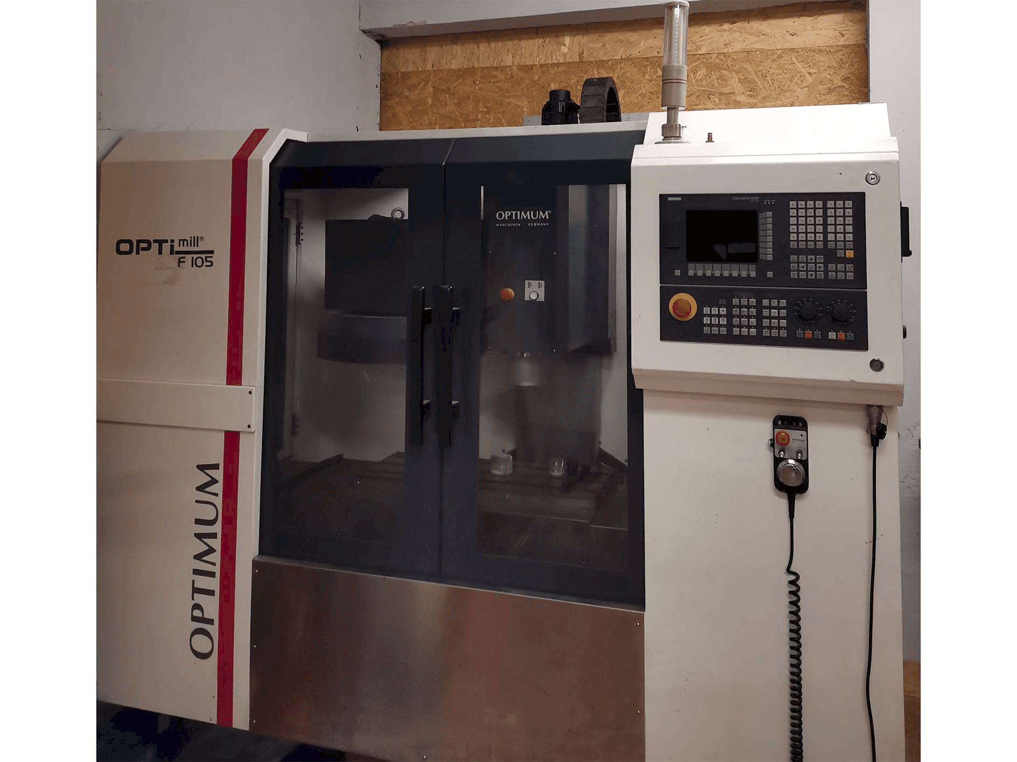 Optimum F105 Mašinos vaizdas iš priekio