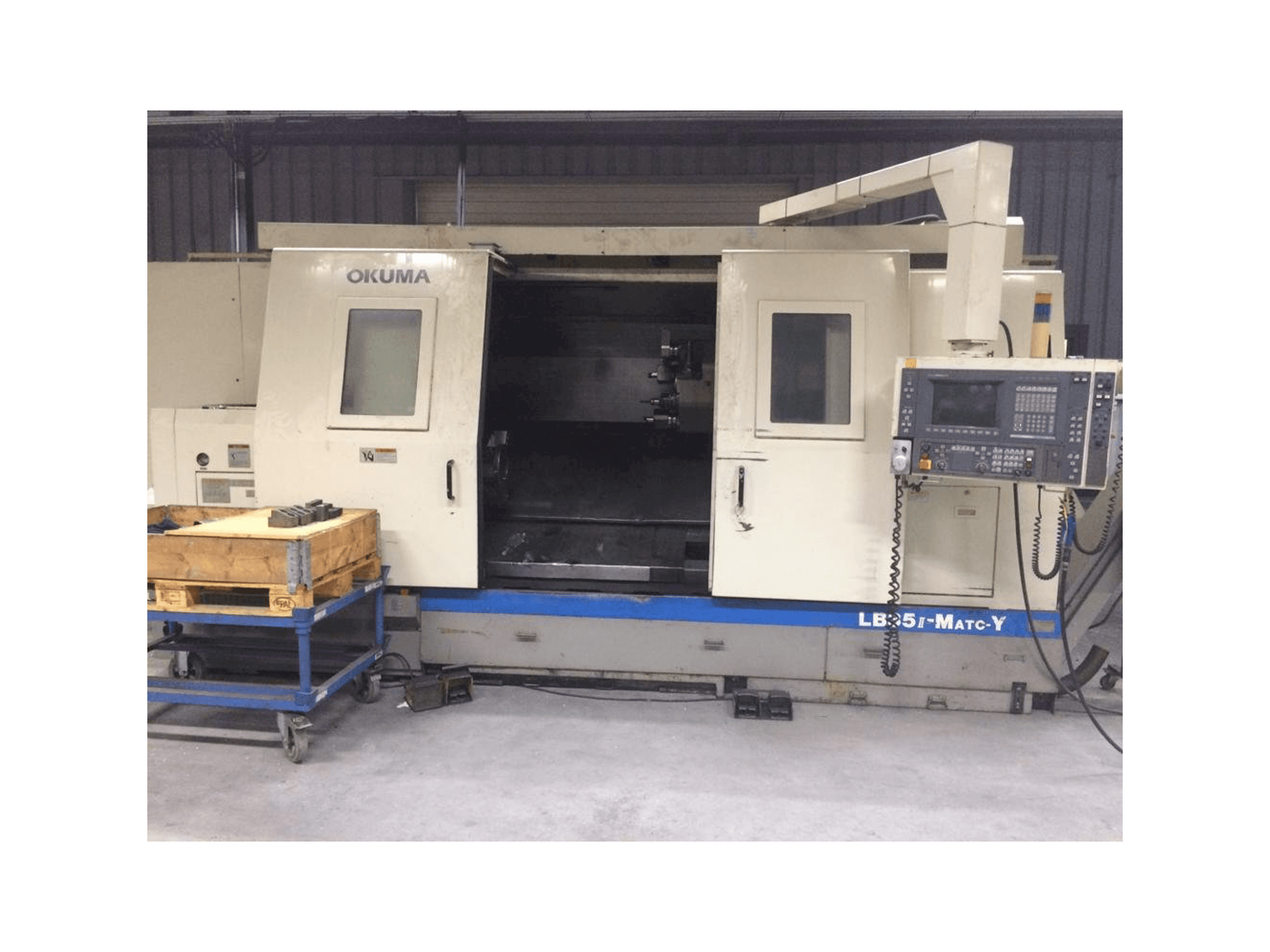 Okuma LB35 II Mašinos vaizdas iš priekio