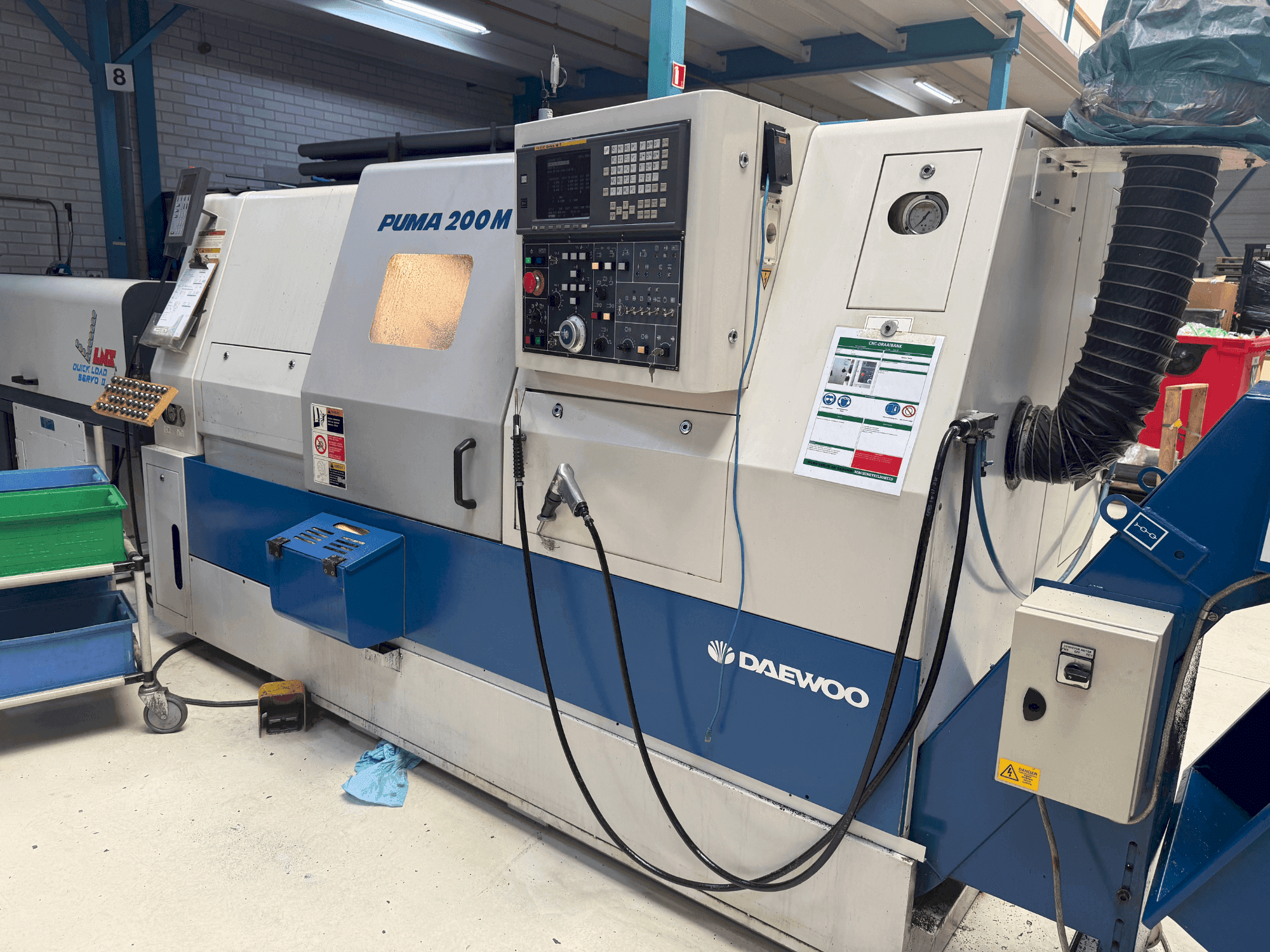 DAEWOO Puma 200 LMC Mašinos vaizdas iš priekio