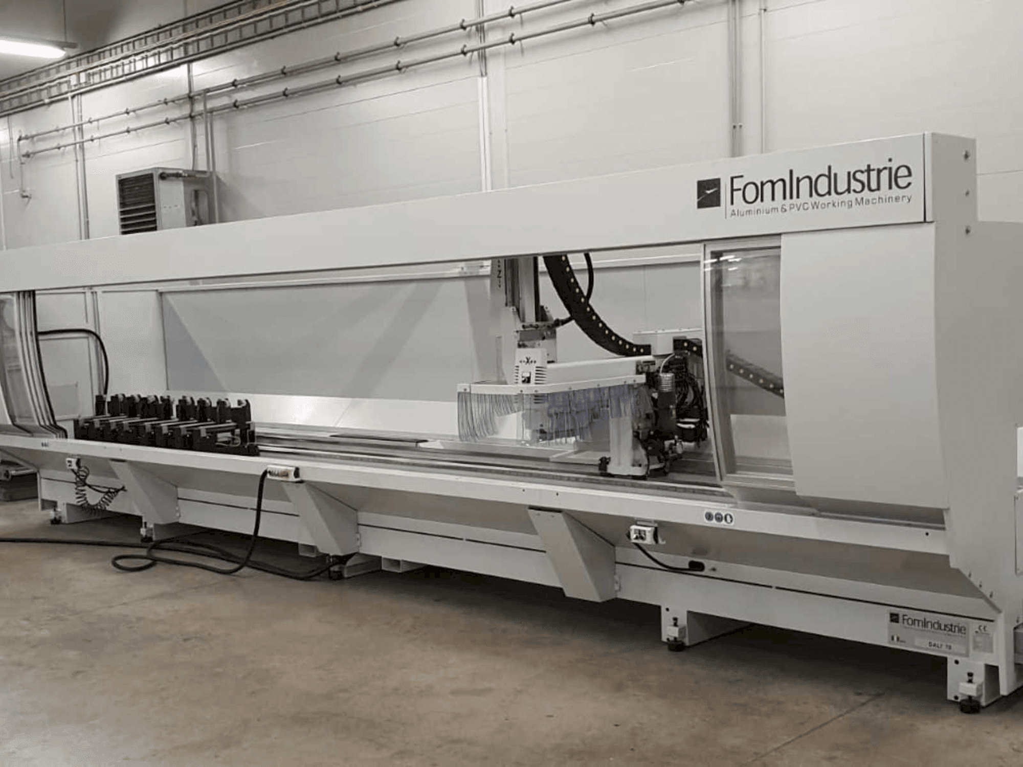 FomIndustrie DALI 70 Mašinos vaizdas iš priekio