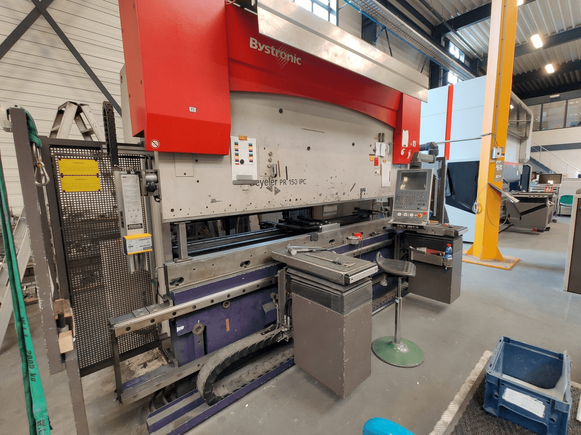 Bystronic Beyeler PR 150x3100 Mašinos vaizdas iš kairės pusės