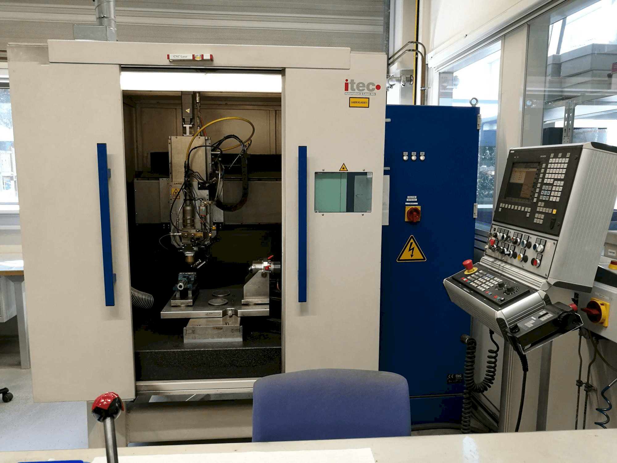 ITEC vmaxS Mašinos vaizdas iš priekio