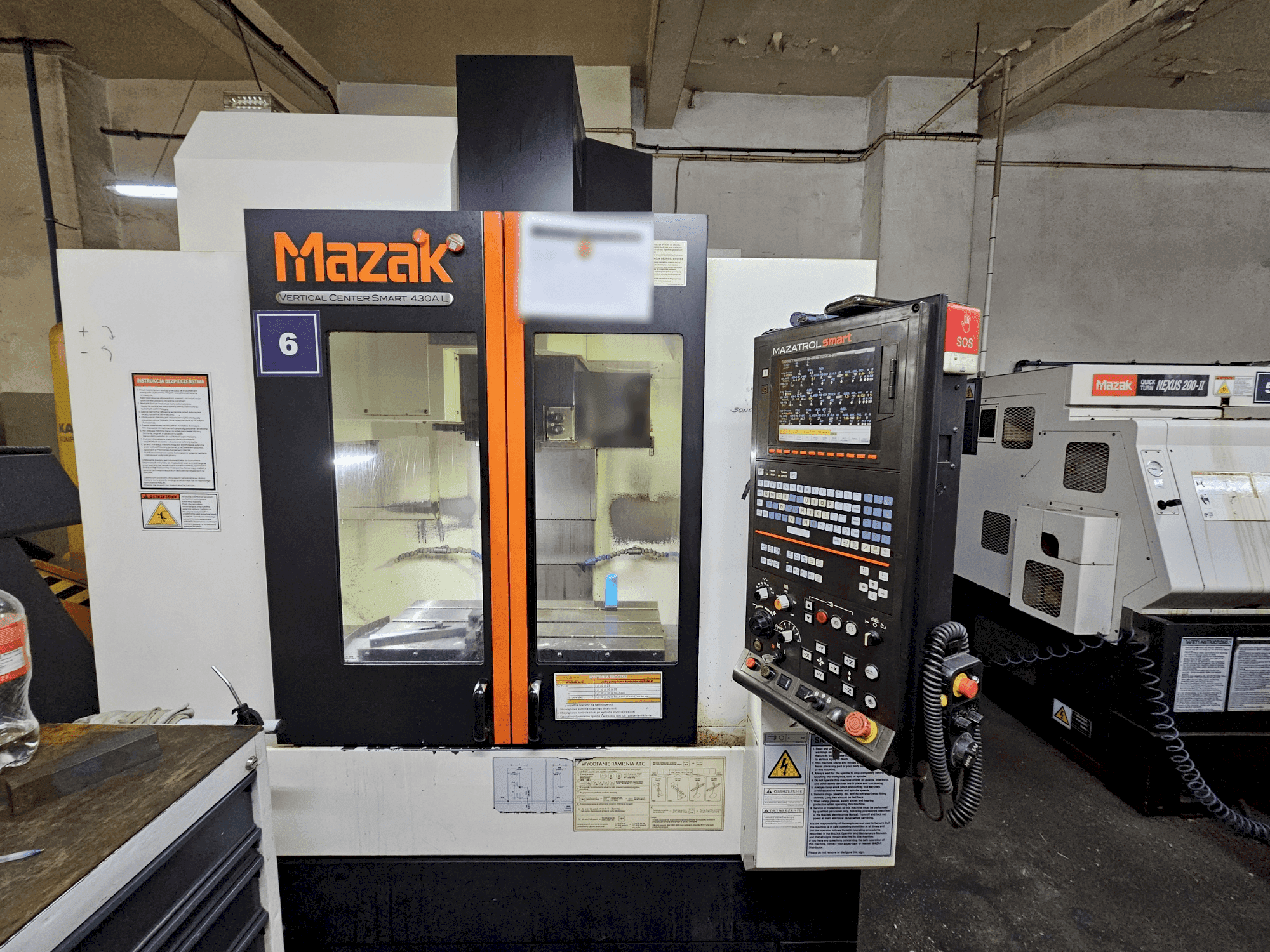 Mazak VCS 430A L Mašinos vaizdas iš priekio