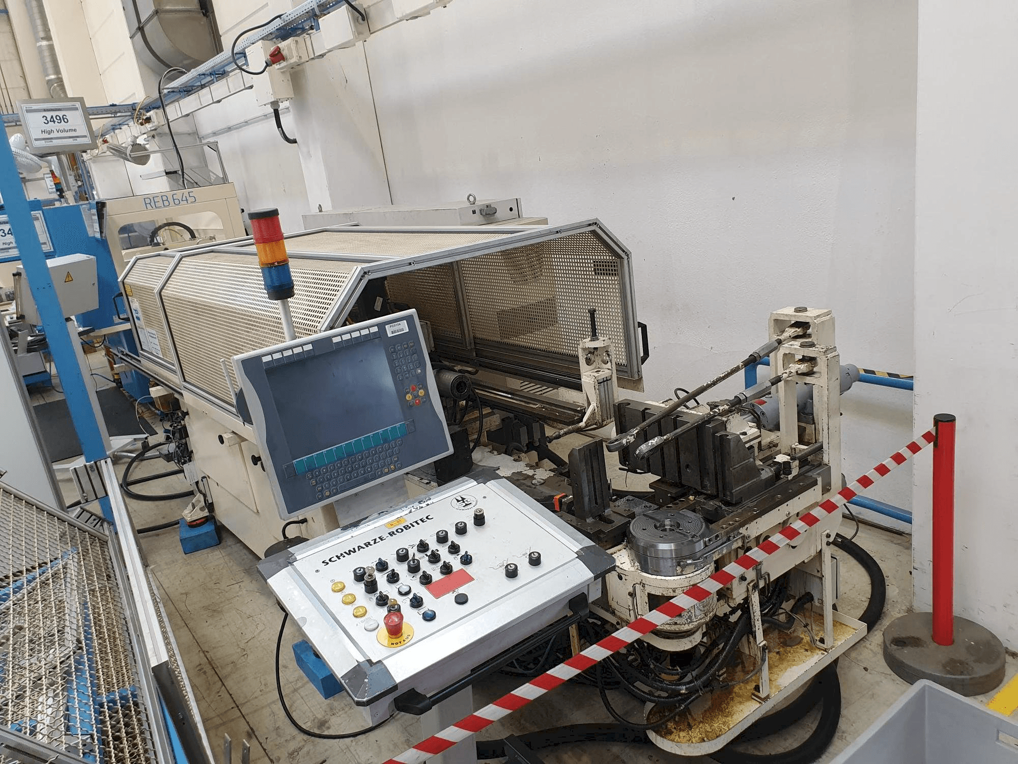 SCHWARZE-ROBITEC CNC40MR Mašinos vaizdas iš priekio