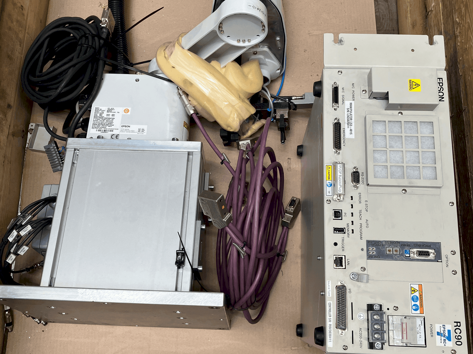 EPSON LS6-602S Mašinos vaizdas iš priekio