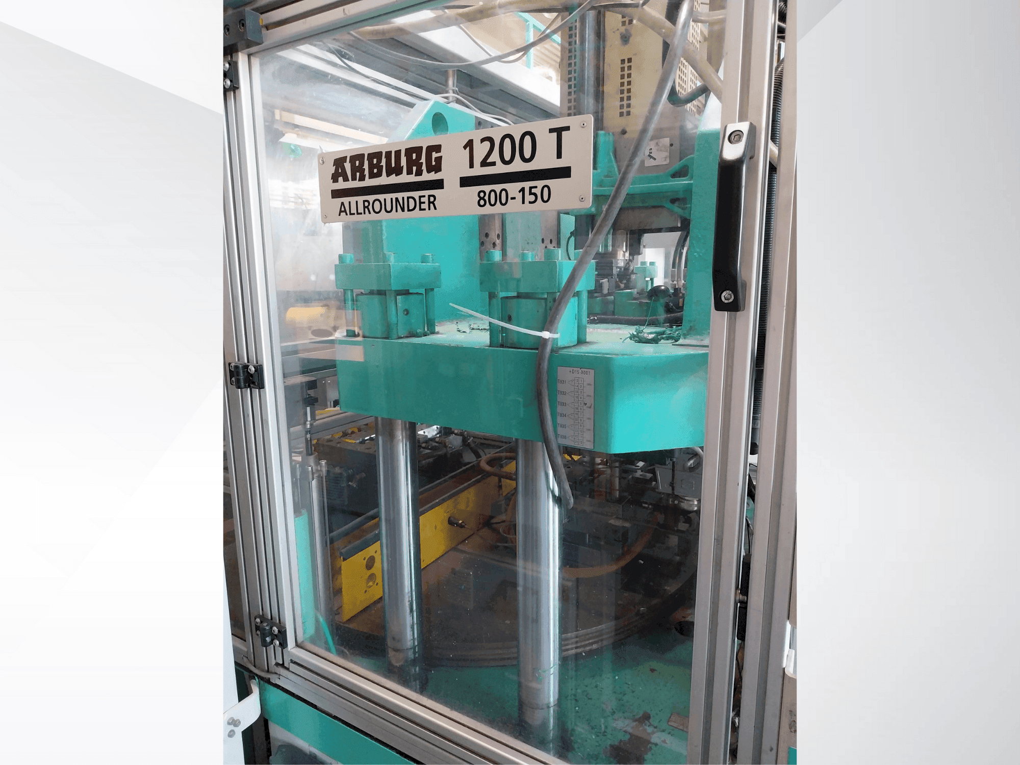 Arburg Allrounder 1200T 800-150 Mašinos vaizdas iš priekio