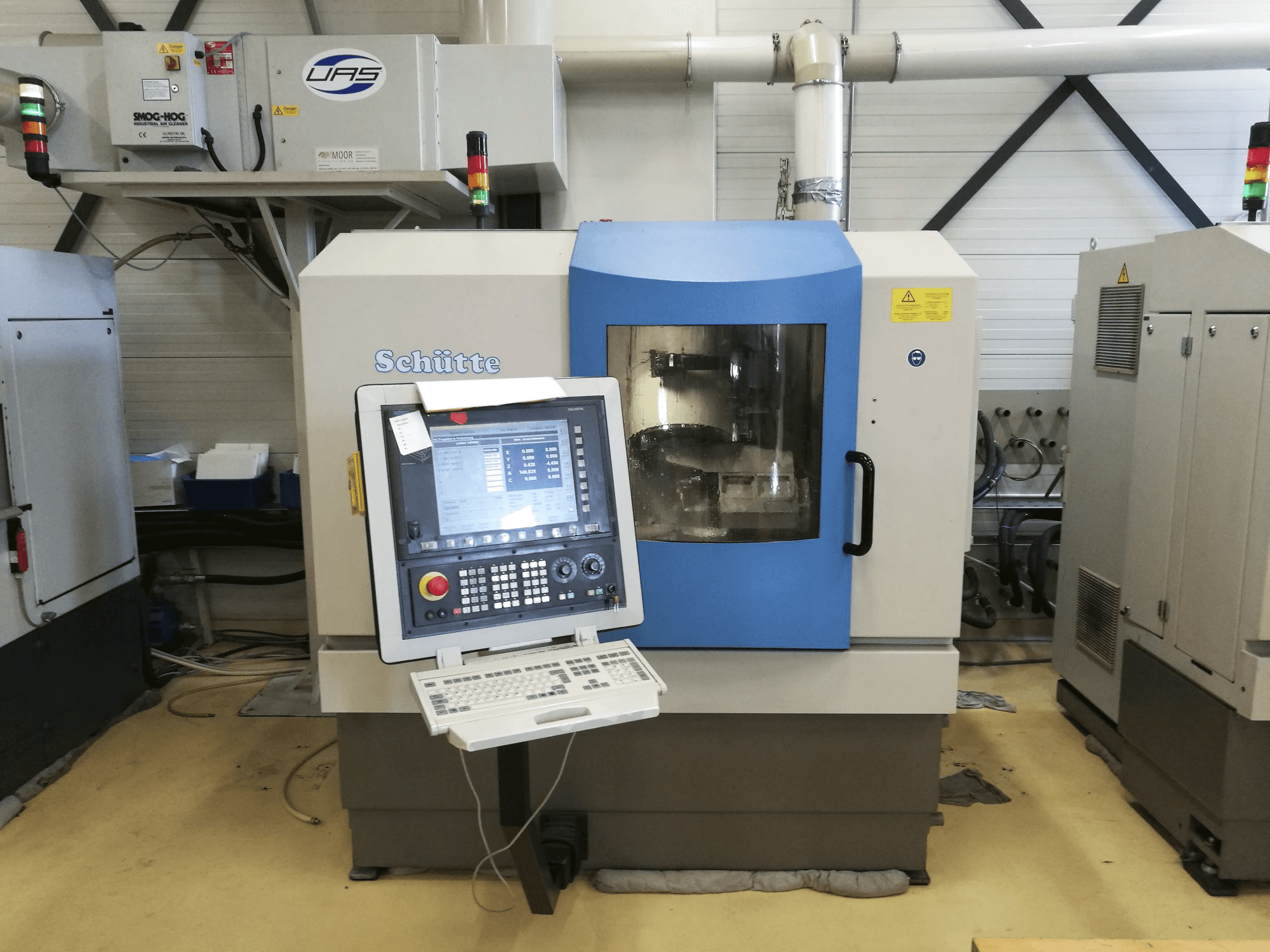 Schuette WU305L Mašinos vaizdas iš priekio