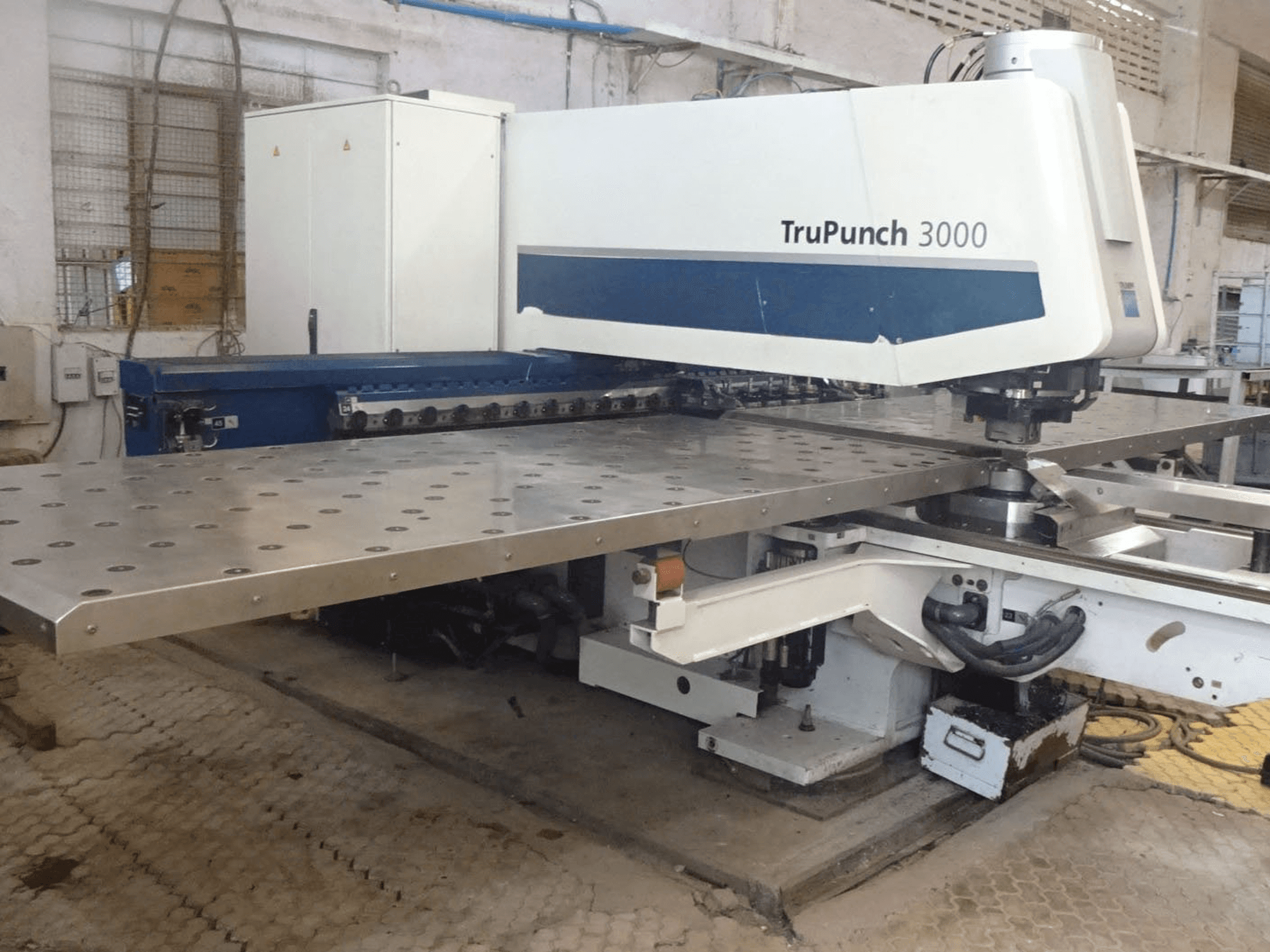 Left view of Trumpf TruPunch 3000 Machine