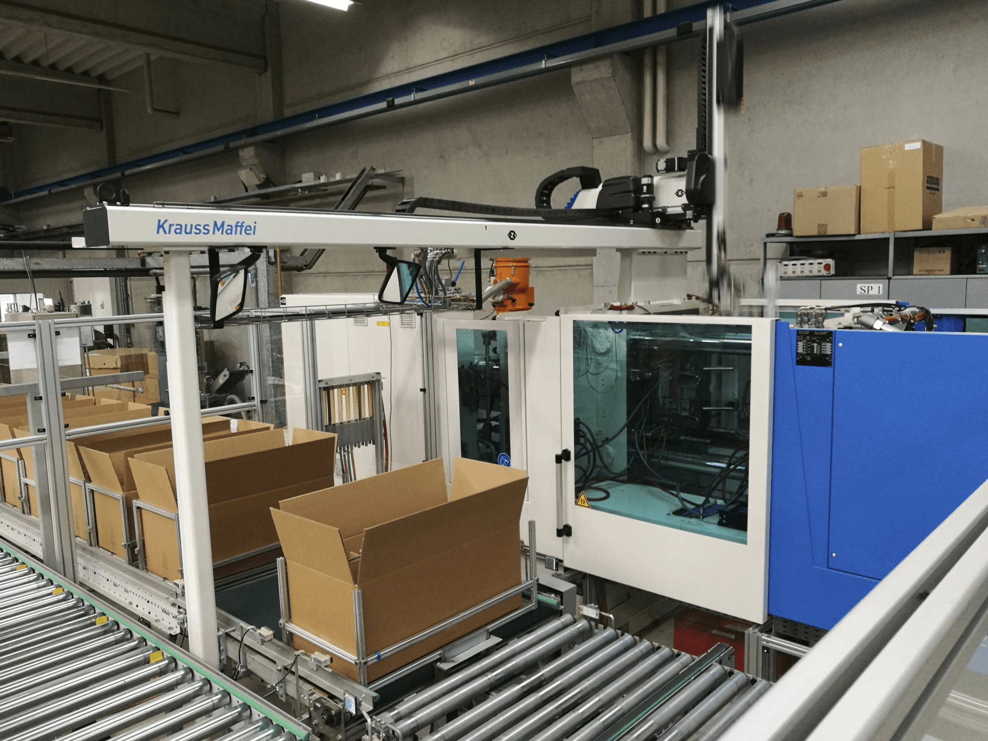 Krauss Maffei 200-750 CX Mašinos dešinės pusės vaizdas