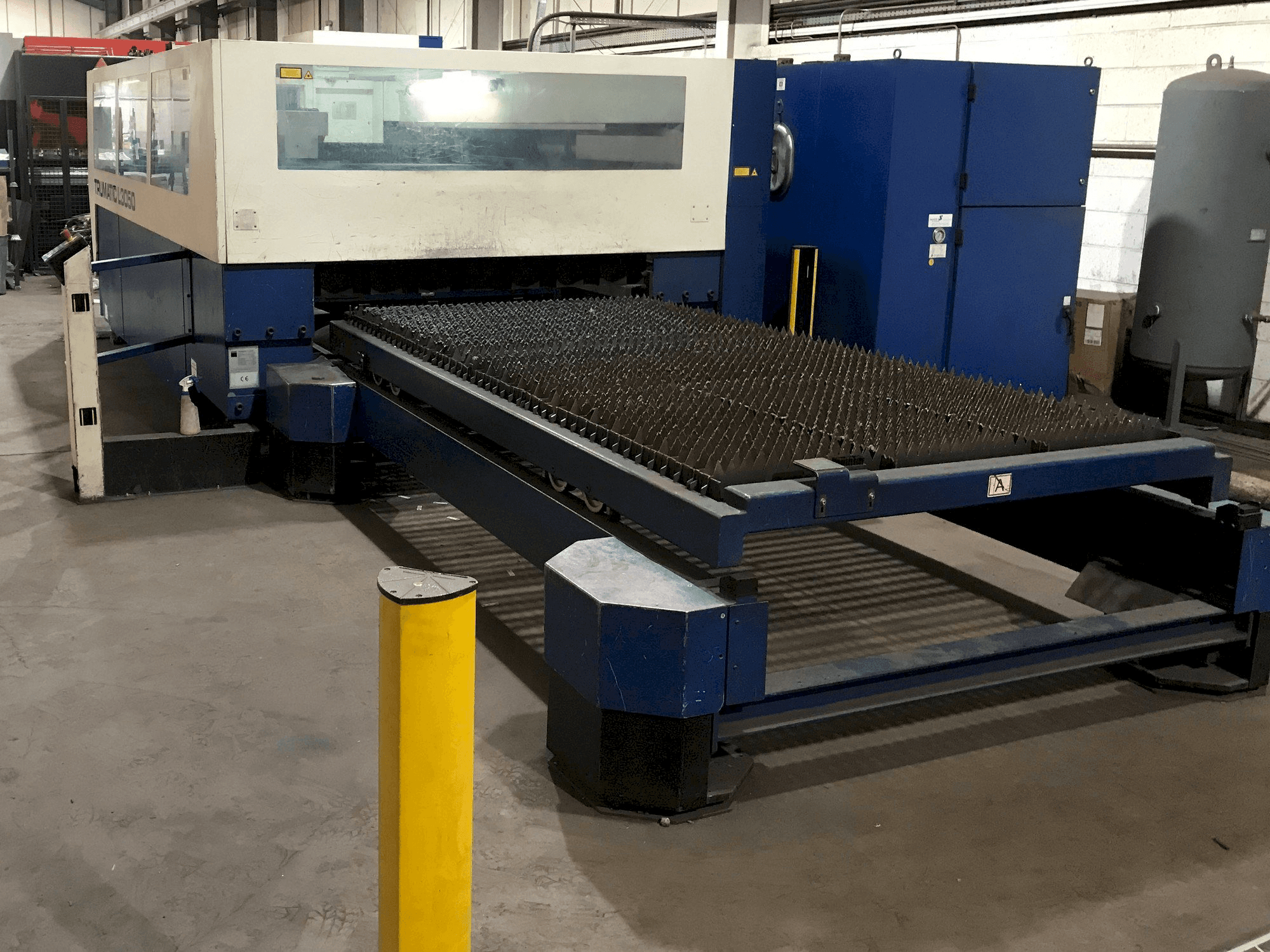 Trumpf Trumatic L3050 Mašinos vaizdas iš priekio