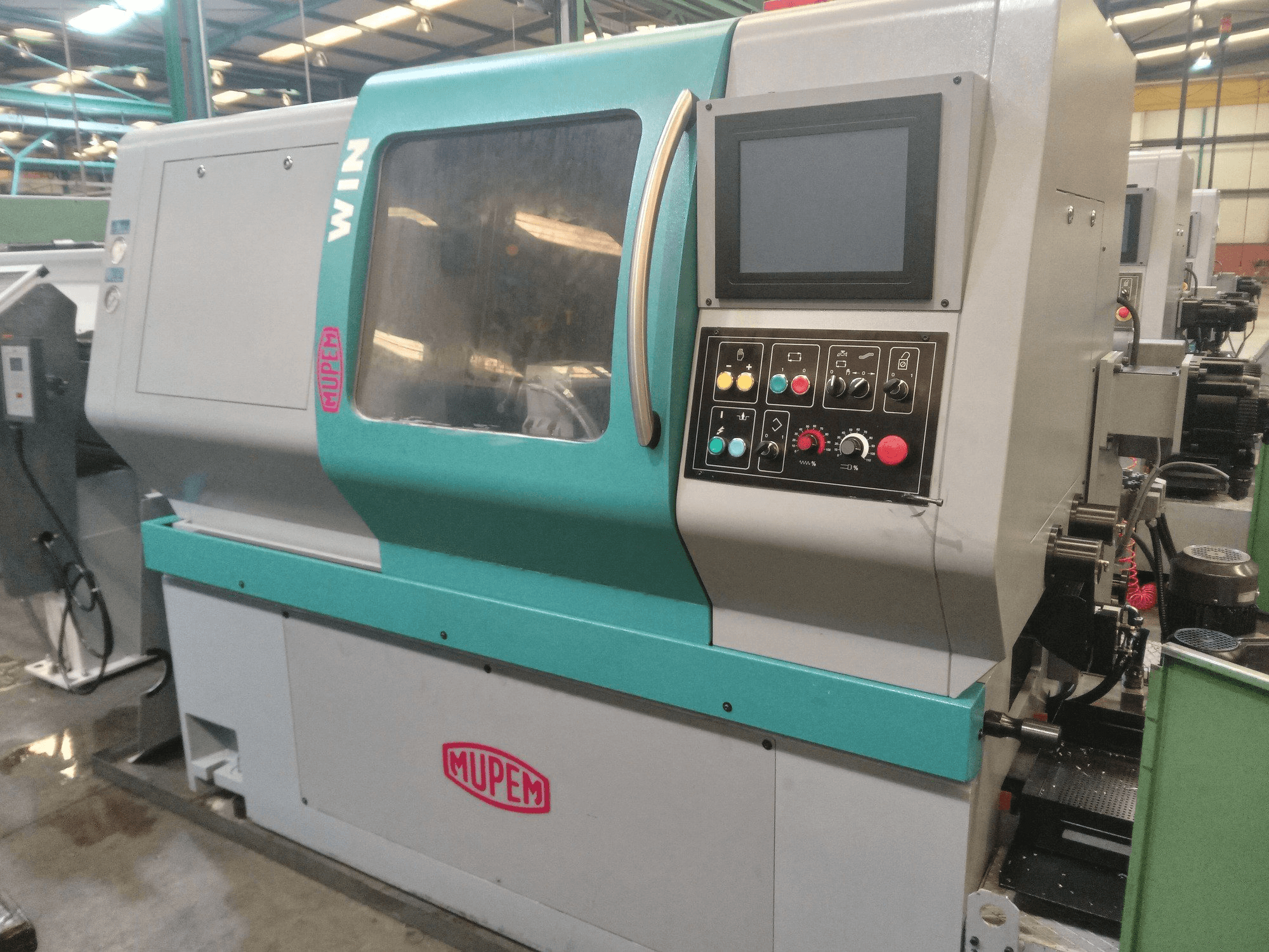 MUPEM TWIN 6500 Mašinos vaizdas iš priekio