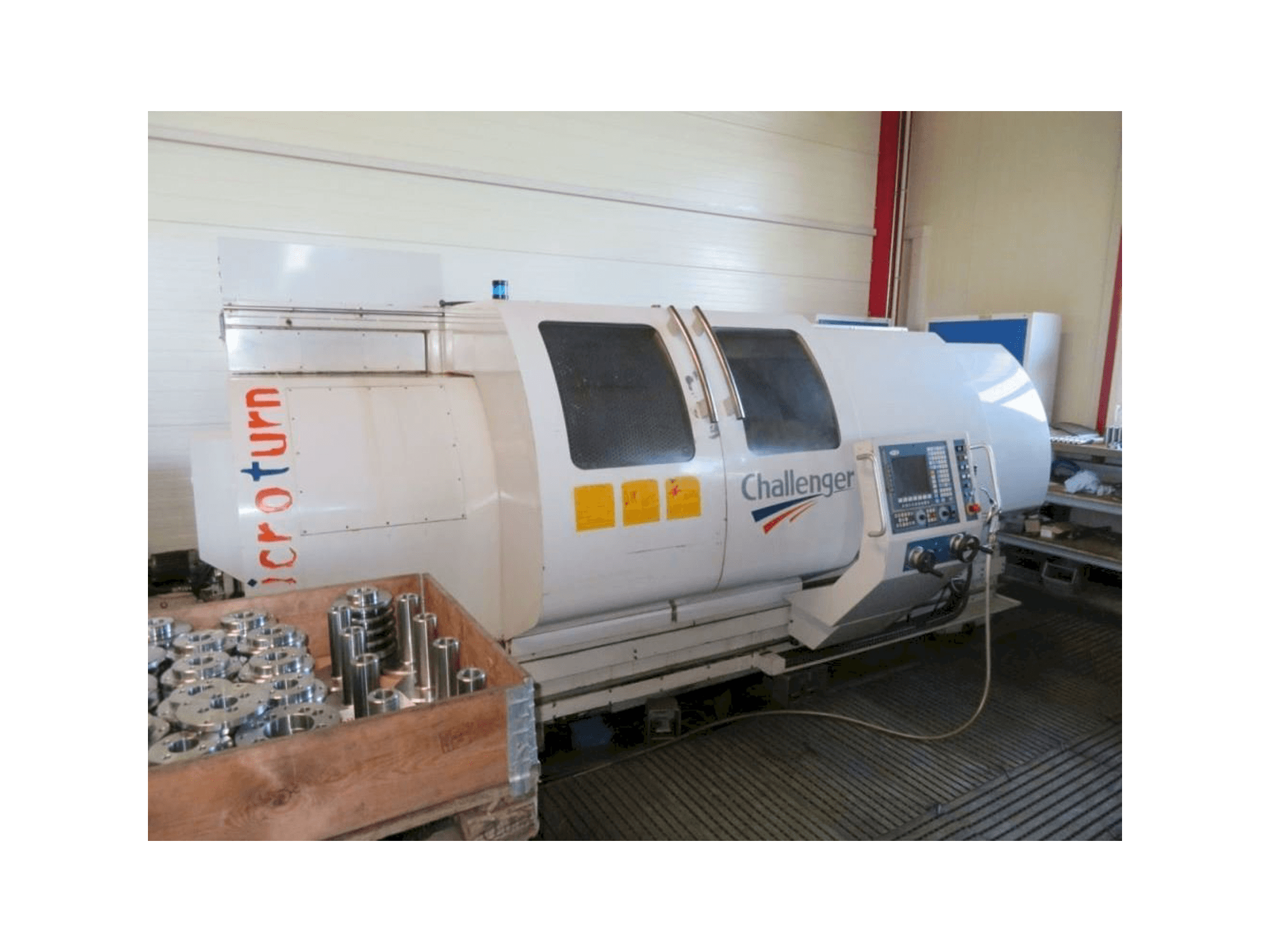 Challenger Microturn BNC 2680 Mašinos vaizdas iš priekio