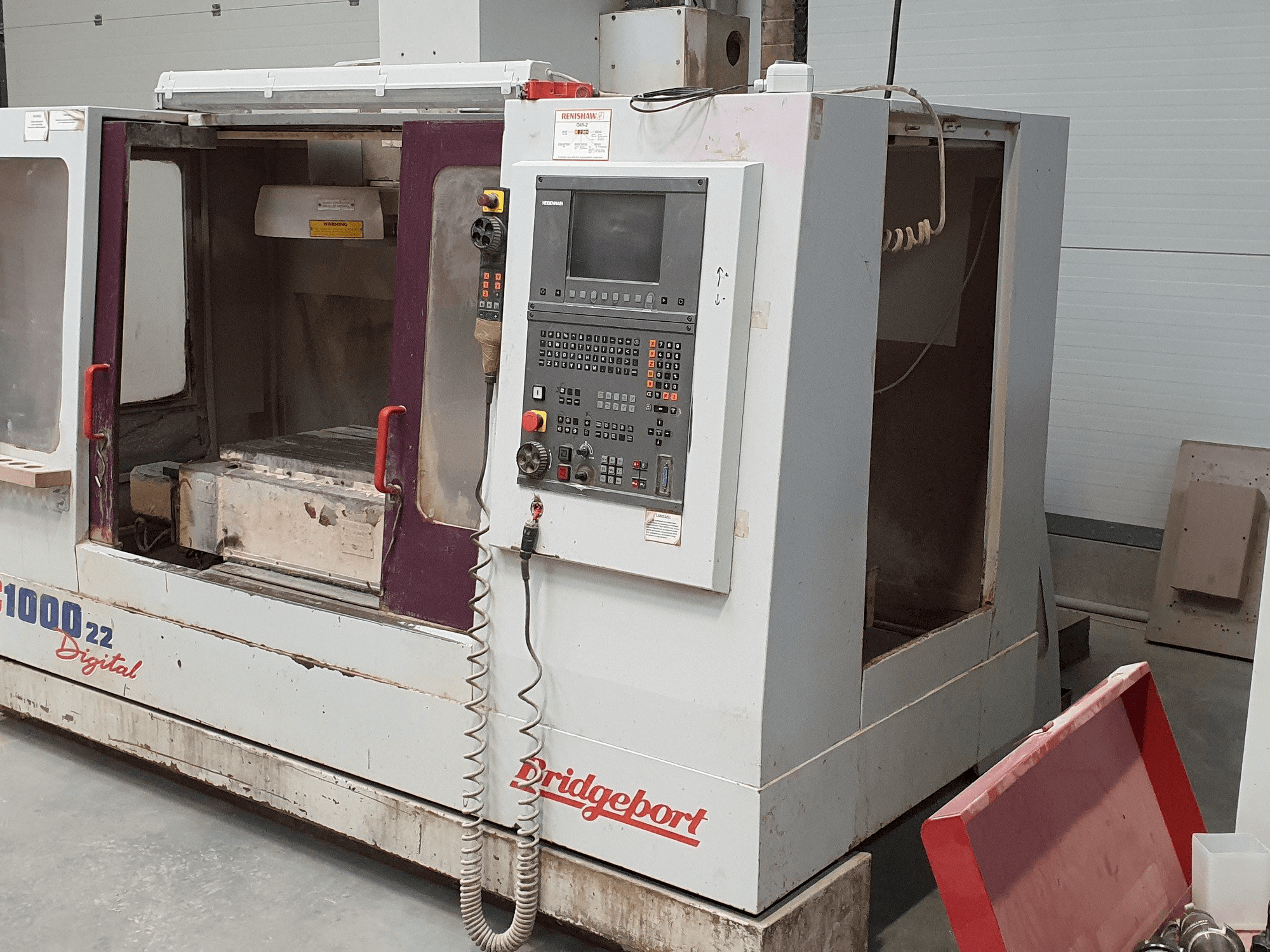 Bridgeport VMC 1000/22 Mašinos vaizdas iš priekio
