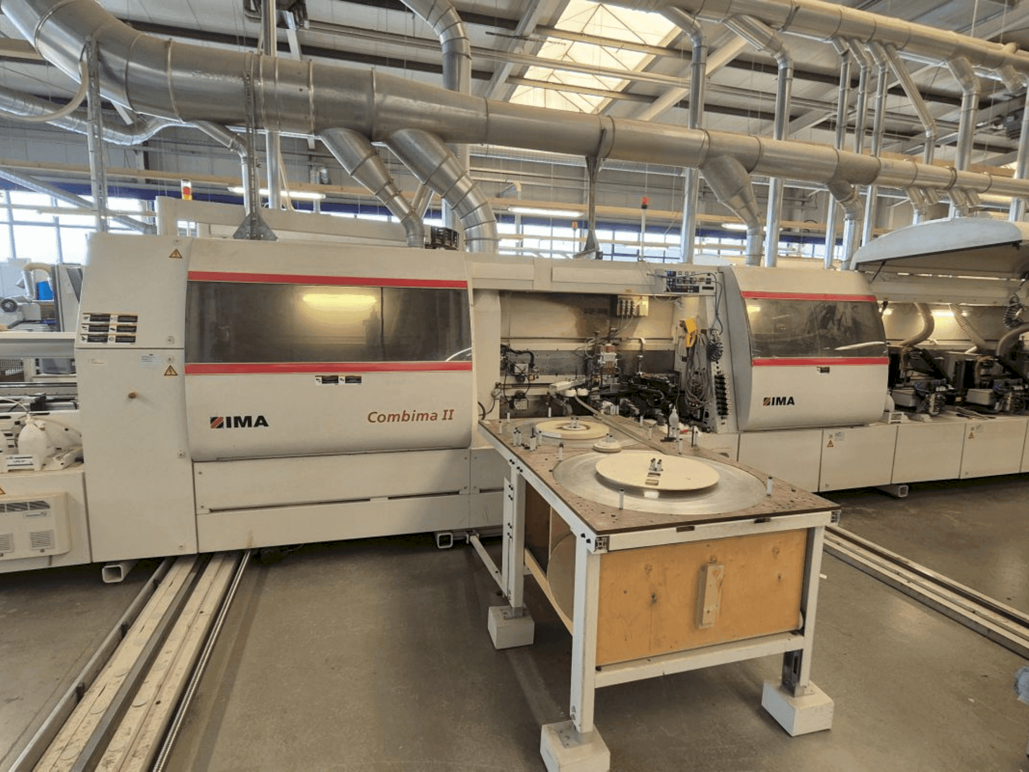 IMA Combima/II/390/B/L12 Mašinos vaizdas iš priekio