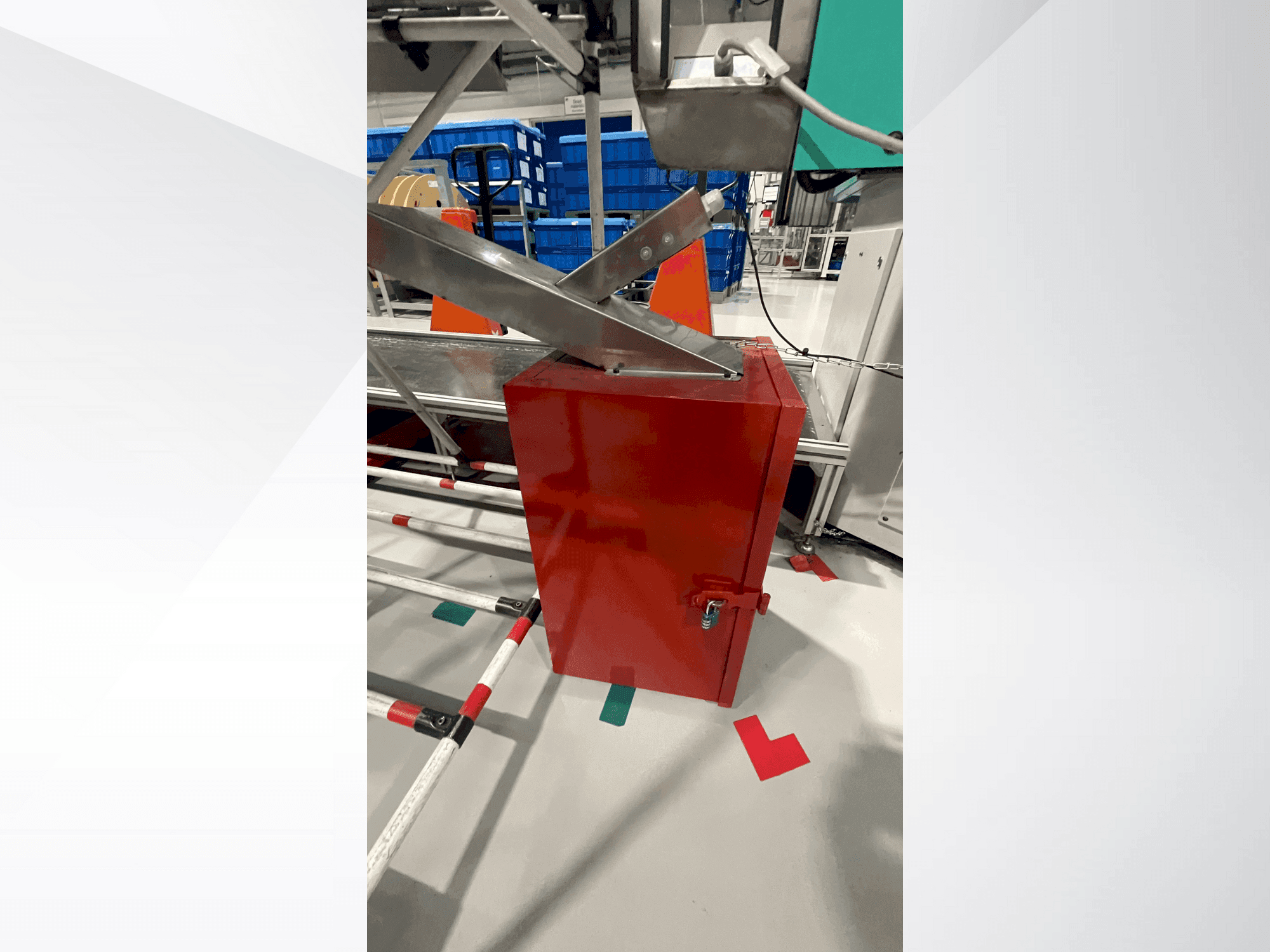 Arburg Allrounder 1500 T 2000-400 Mašinos vaizdas iš priekio