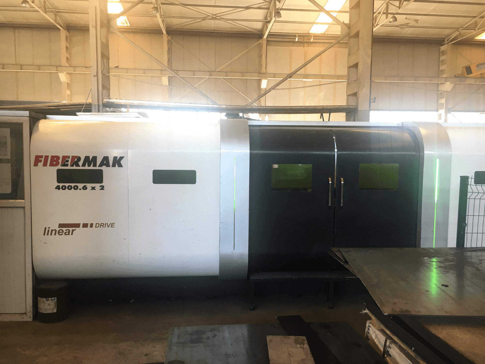 ERMAKSAN EFB 4000 6x2 Mašinos vaizdas iš priekio