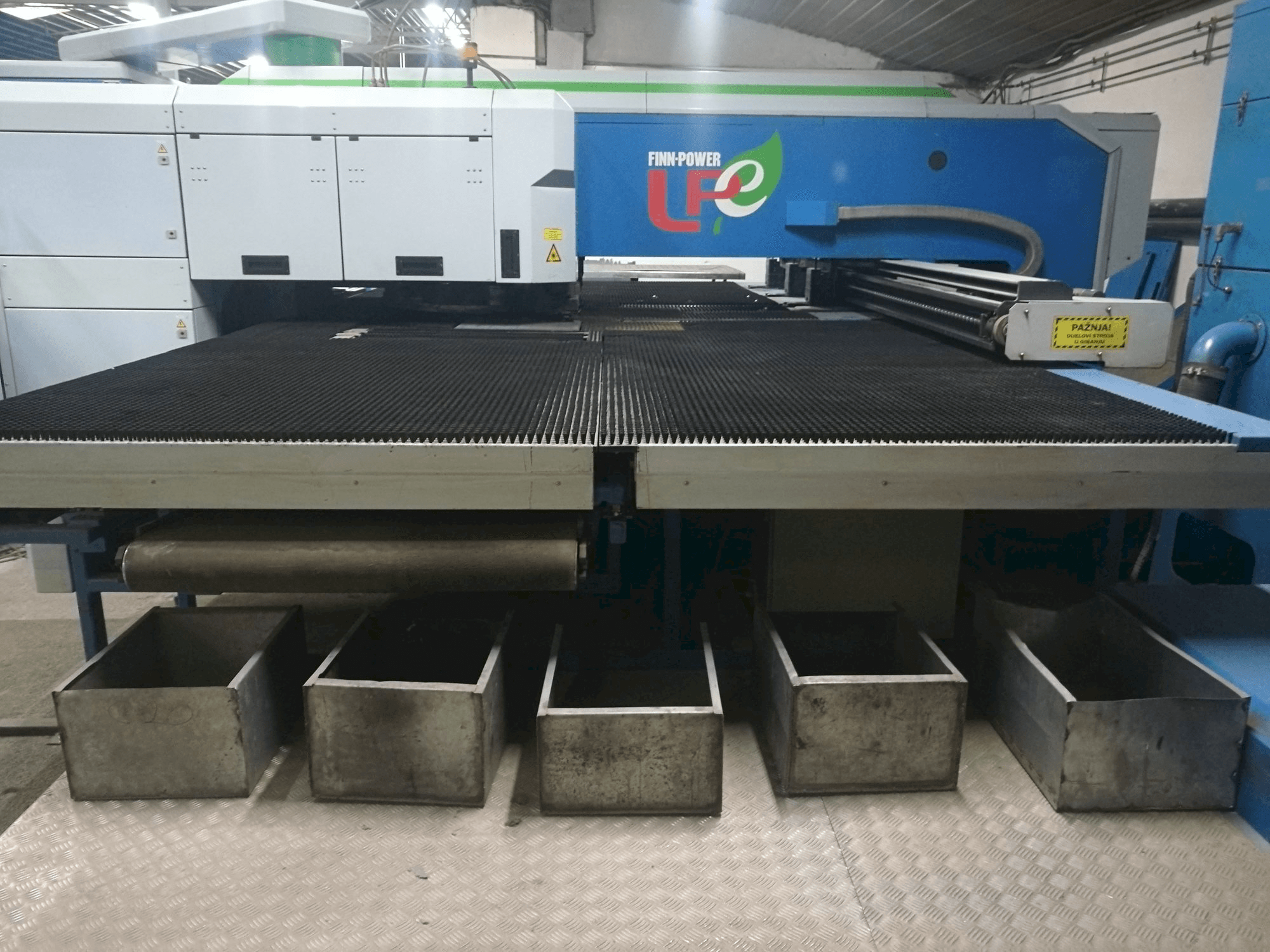 Finn-Power LPE5 SWUH Mašinos vaizdas iš priekio