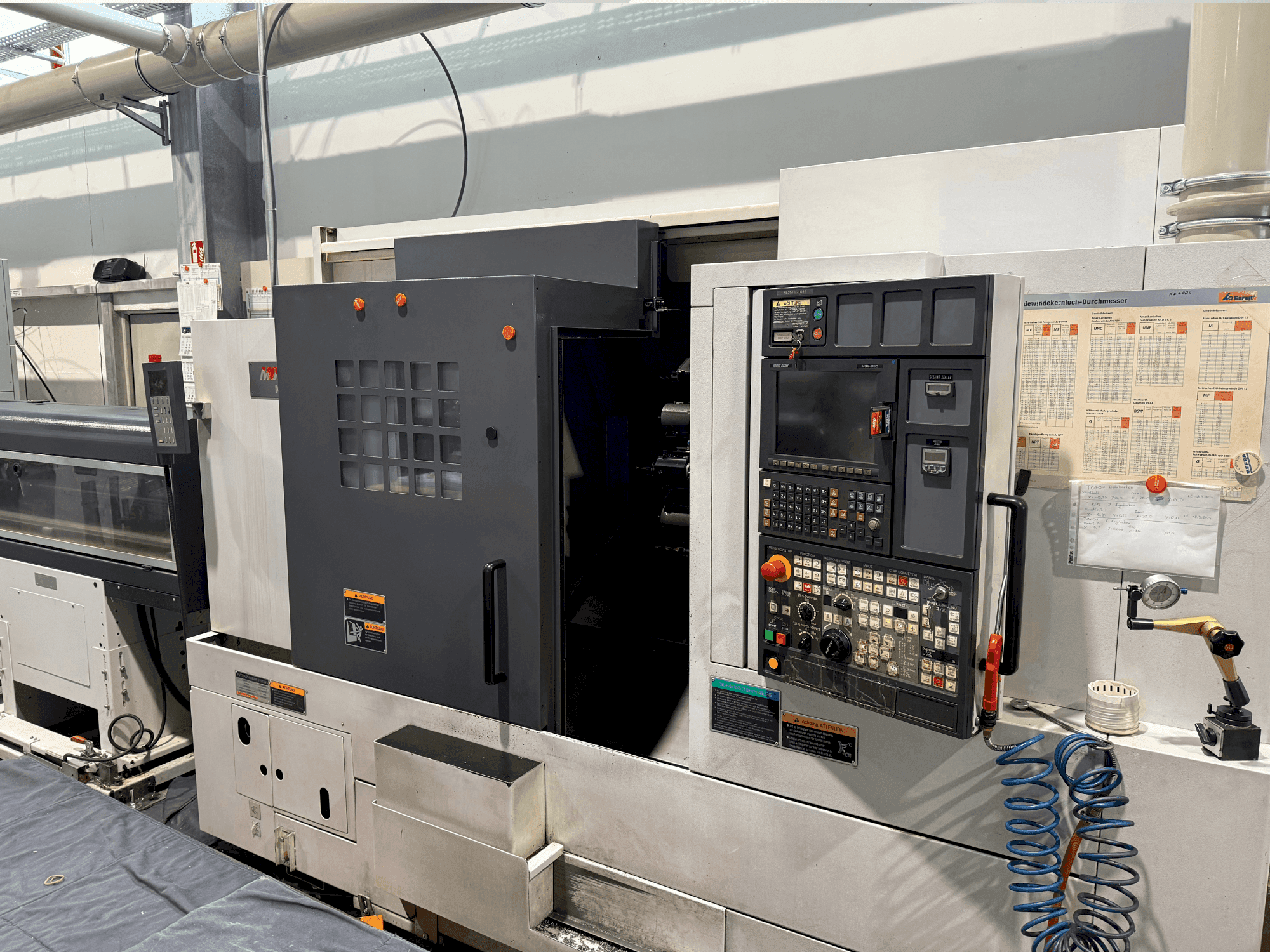 MORI SEIKI NL2500Y /700 Mašinos vaizdas iš priekio
