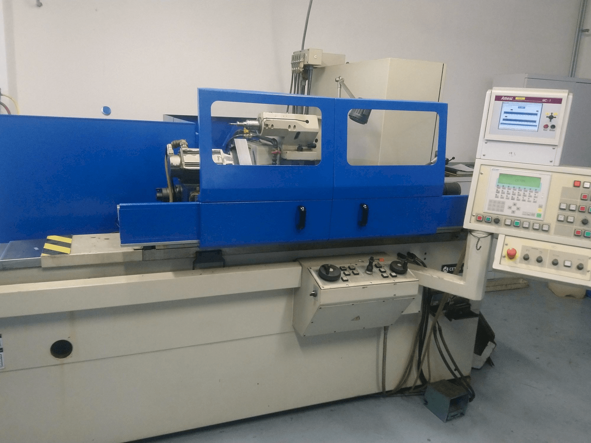 Cetos BUA 25A/750 Mašinos vaizdas iš priekio