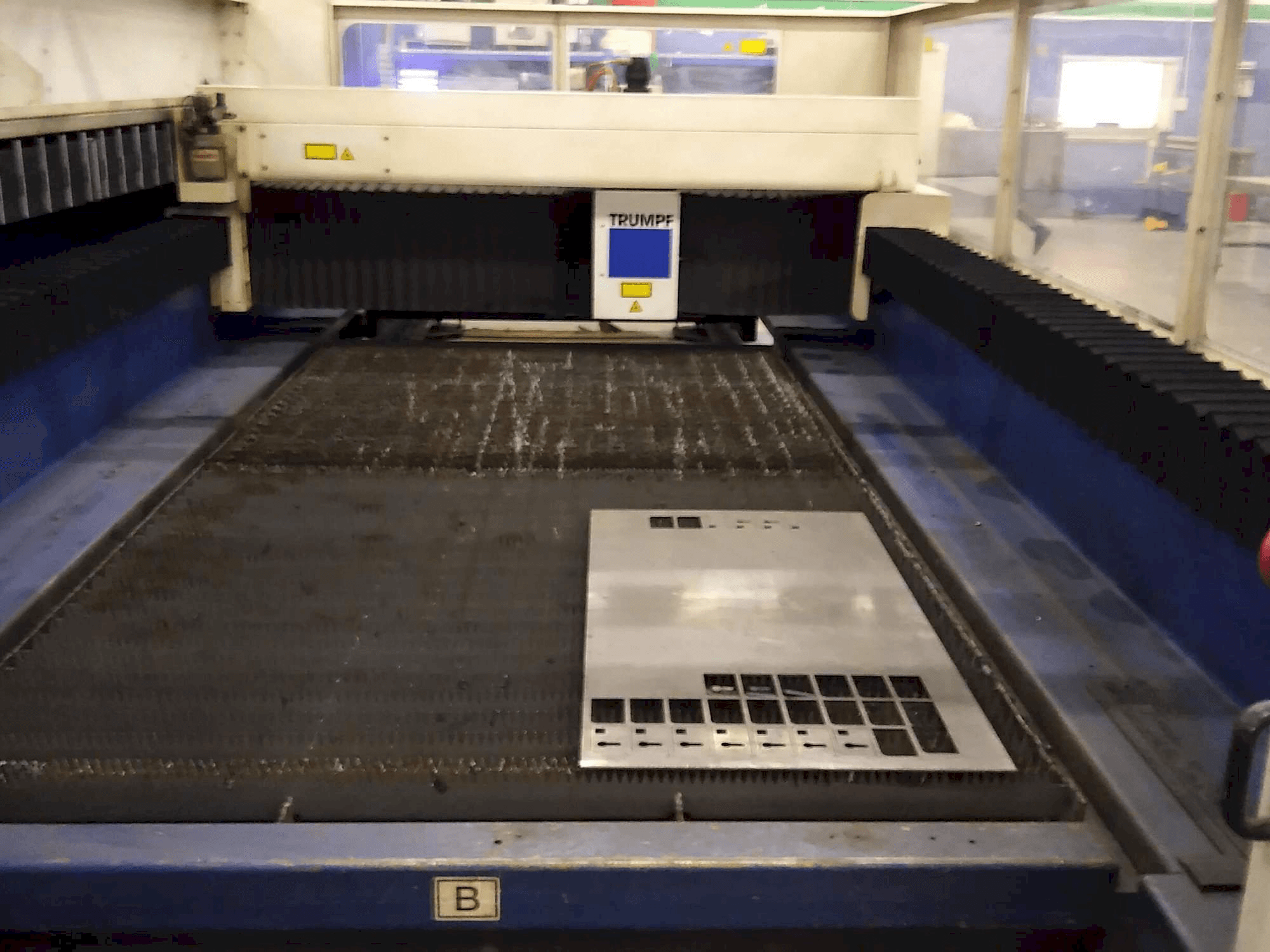 Trumpf L3030 Mašinos vaizdas iš priekio